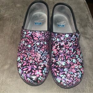 Dansko Floral Clogs with Pink and Blue Accents US 8.5-9 EU 39